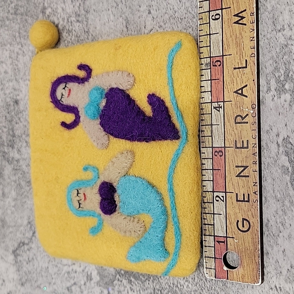 Felted mermaid coin zip coin purse bag - Picture 4 of 6